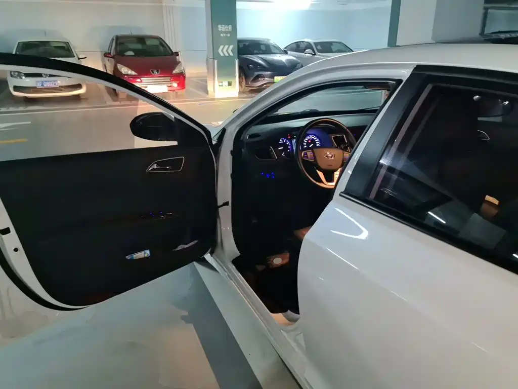 Hyundai Mistra — миниатюра 14