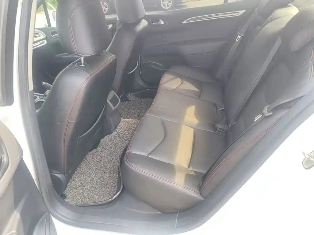 Citroen C4L — миниатюра 17