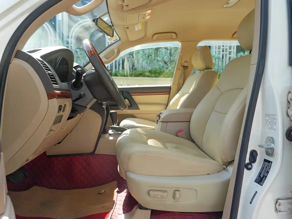 Toyota Land Cruiser — миниатюра 14