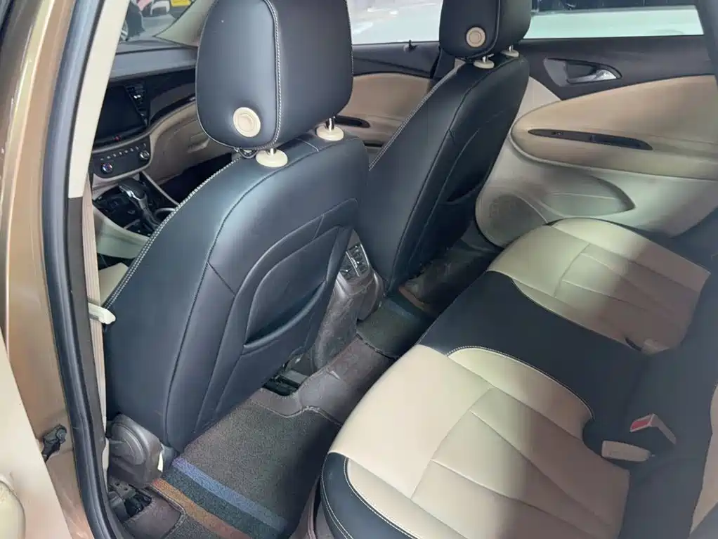 Buick Verano — миниатюра 13