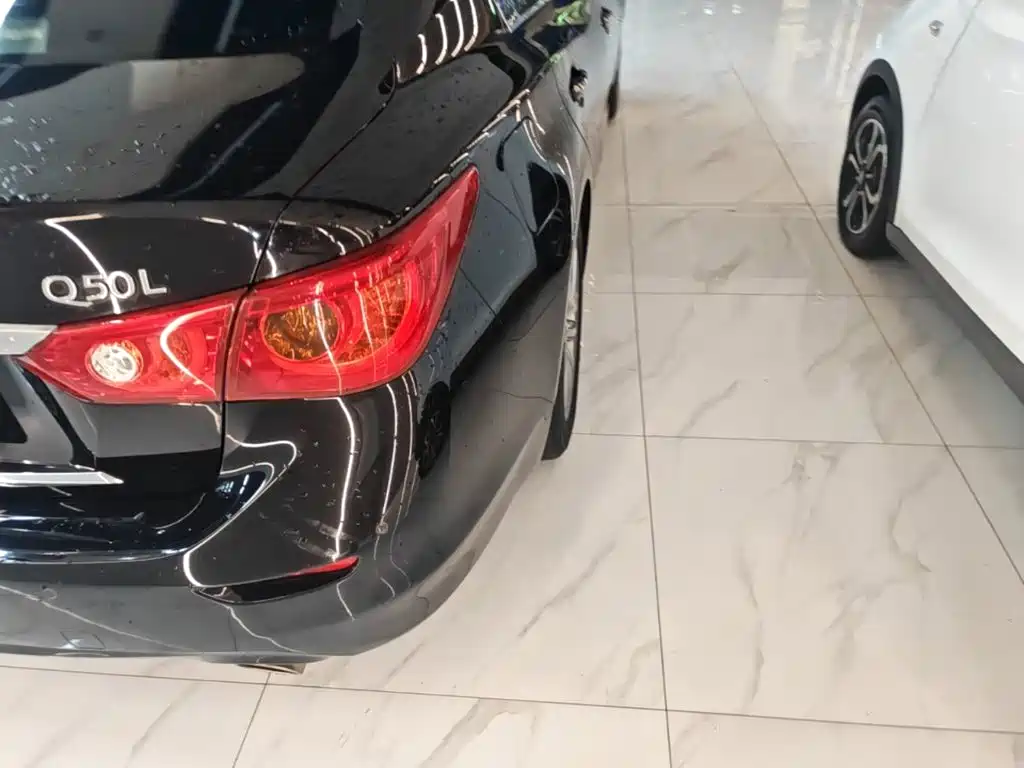 Infiniti Q50L — миниатюра 8
