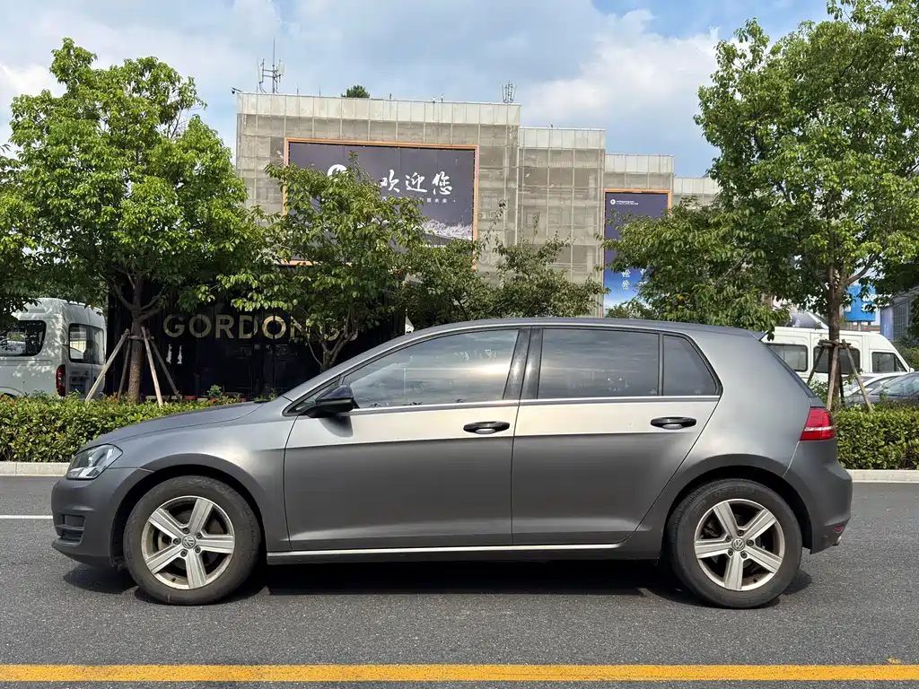 Volkswagen Golf — миниатюра 4