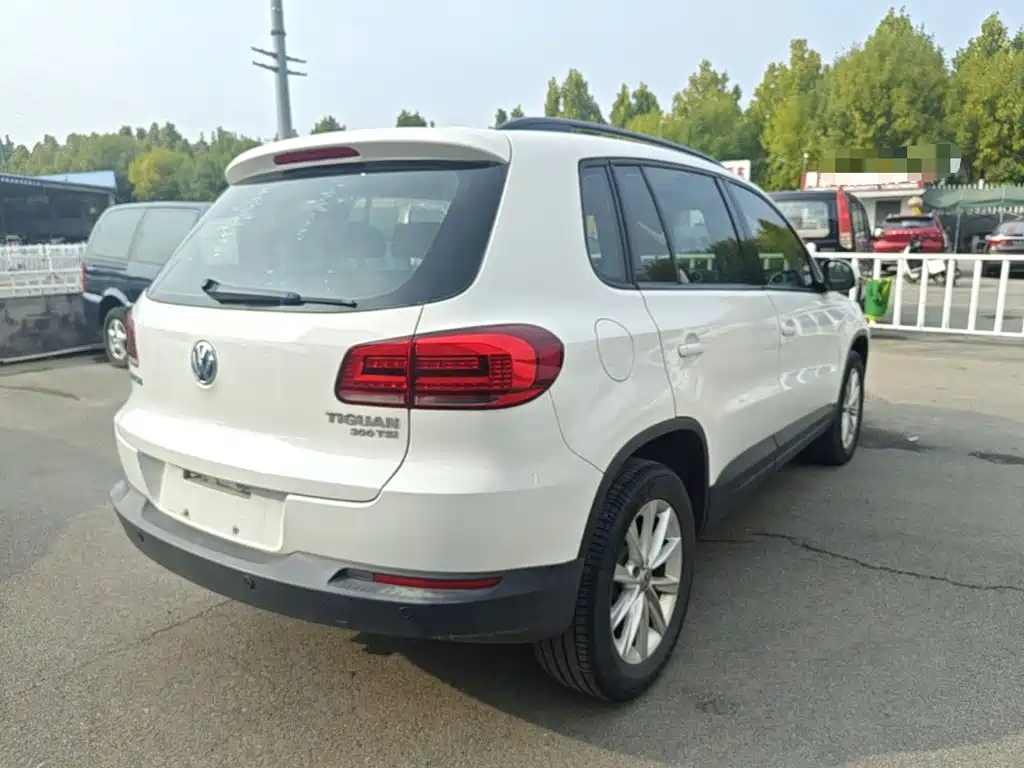 Volkswagen Tiguan — миниатюра 7