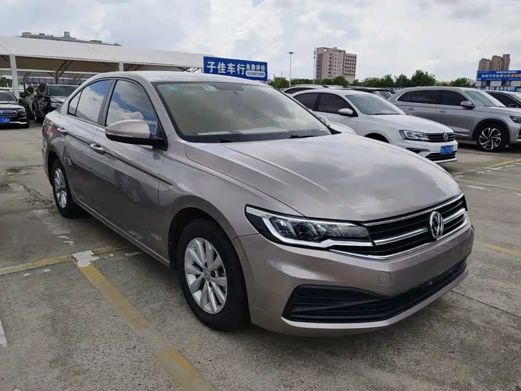 Volkswagen Bora — миниатюра 4