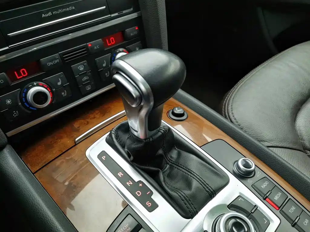 Audi Q7 — миниатюра 13