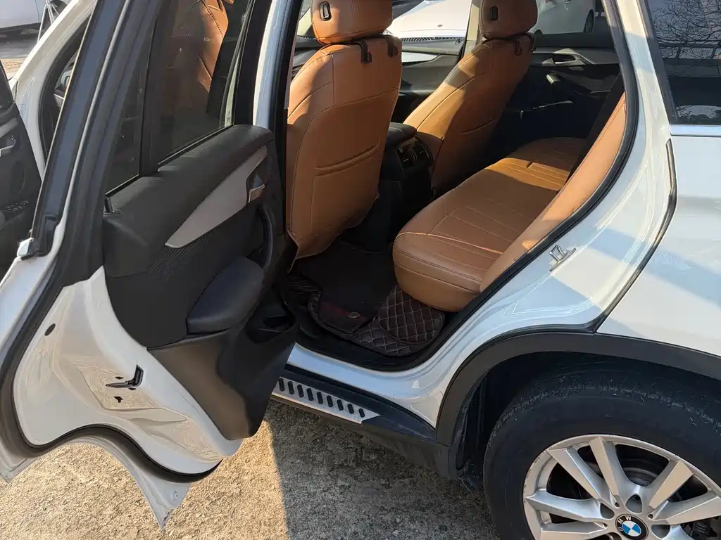 BMW X5 (Import) — миниатюра 7