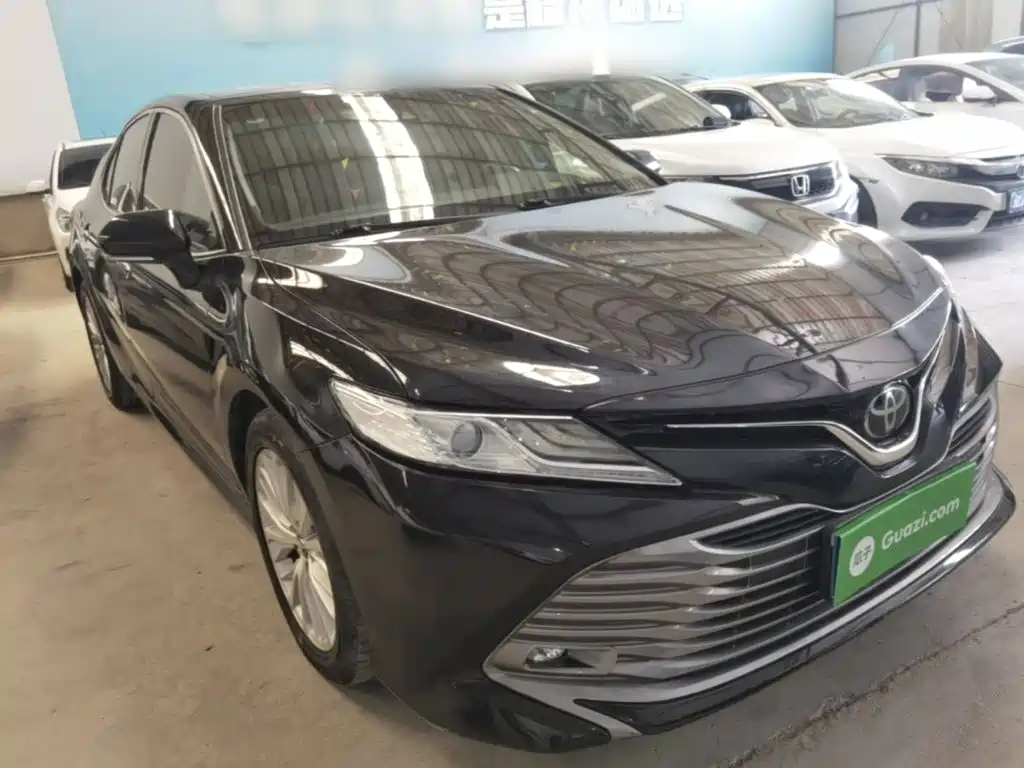 Toyota Camry — миниатюра 4