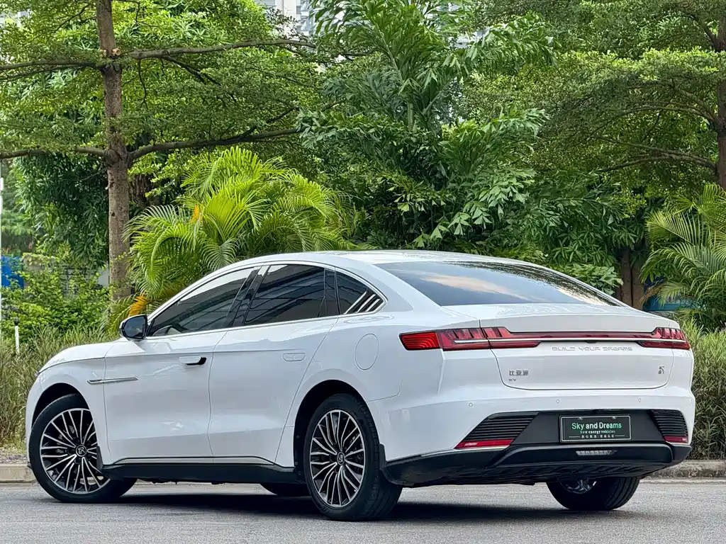 BYD Han — миниатюра 3