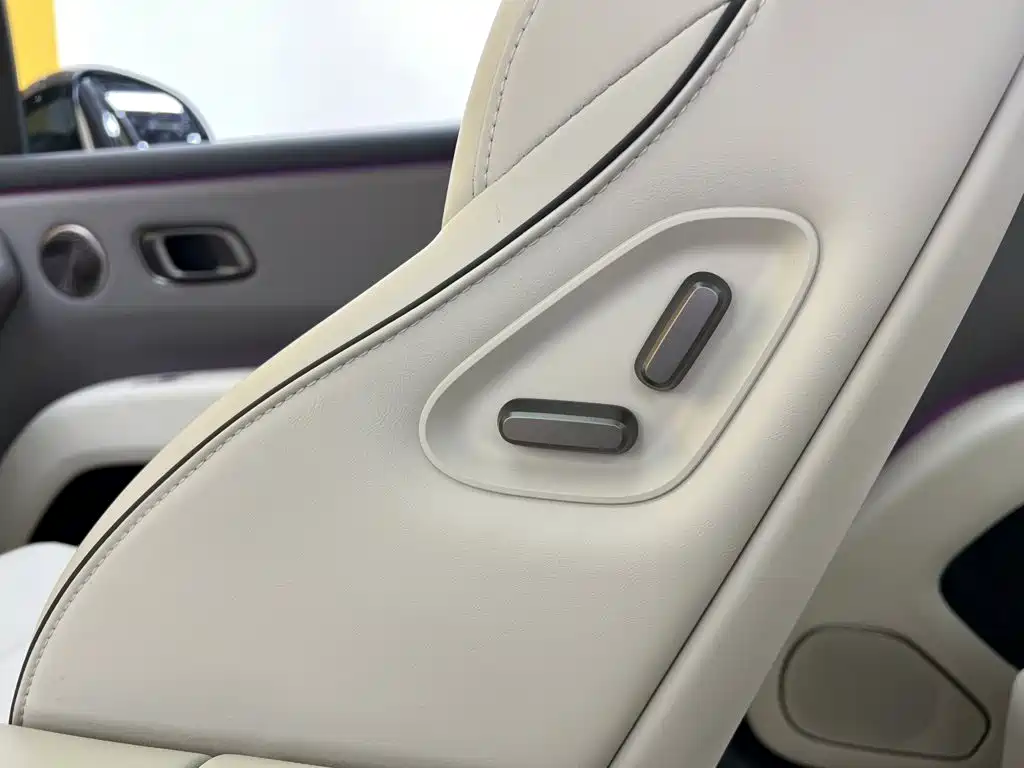 Li Auto Li i8 — миниатюра 49