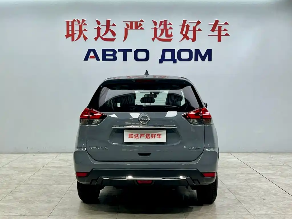 Nissan X-Trail — миниатюра 5