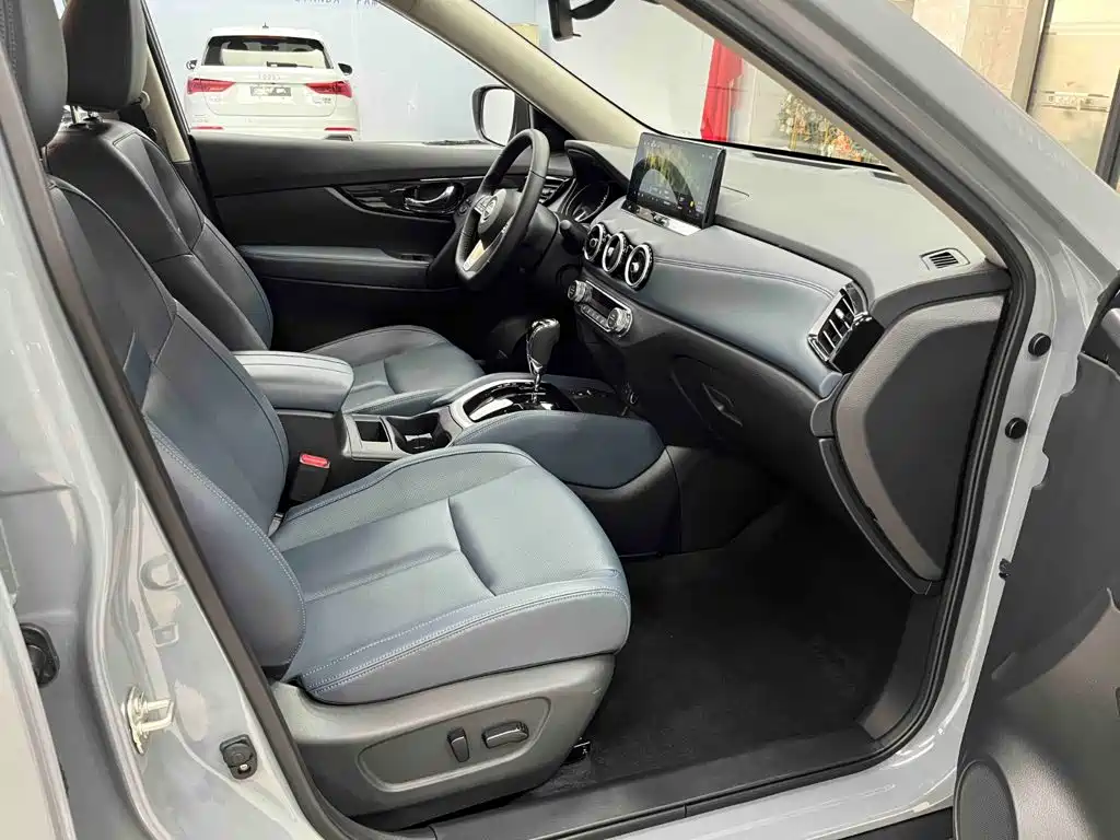 Nissan X-Trail — миниатюра 17