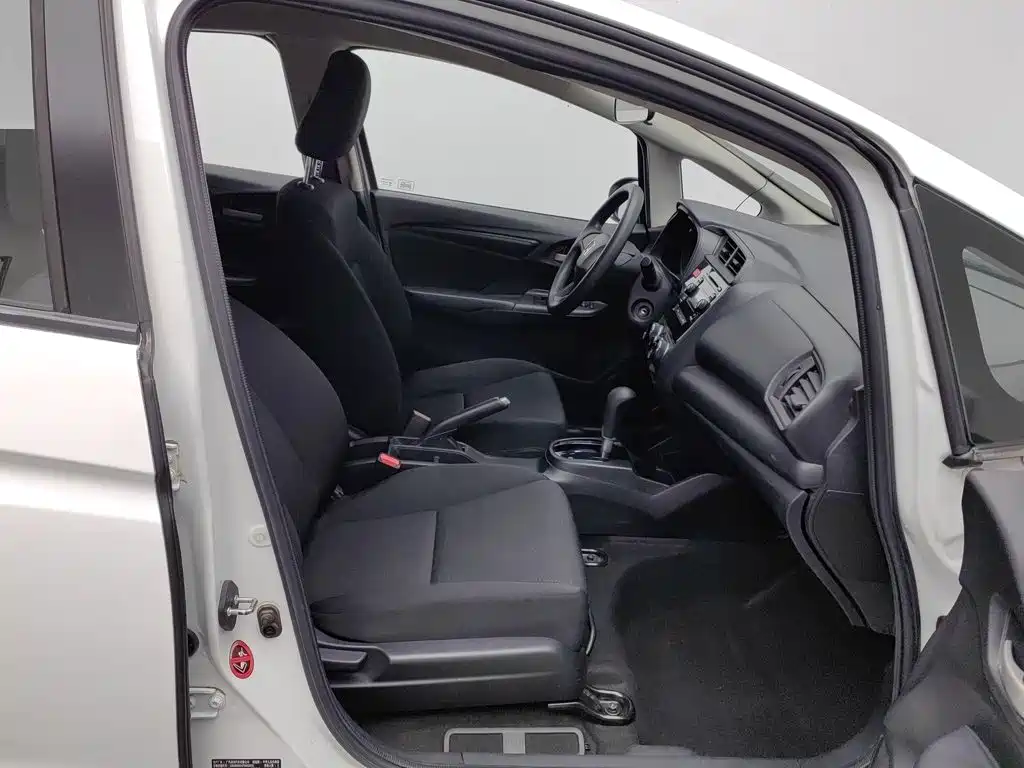 Honda Fit — миниатюра 23