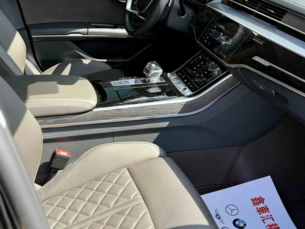 Audi A8 — миниатюра 8