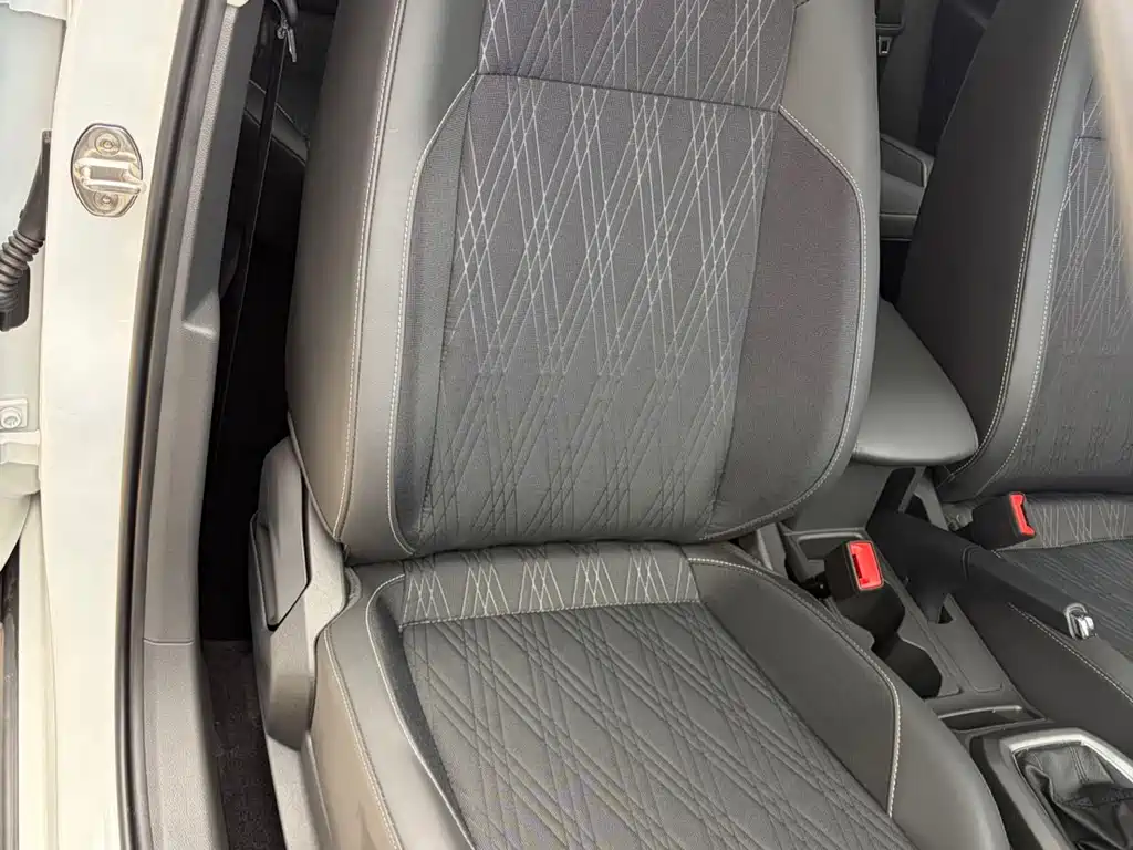 Volkswagen T-Cross — миниатюра 9