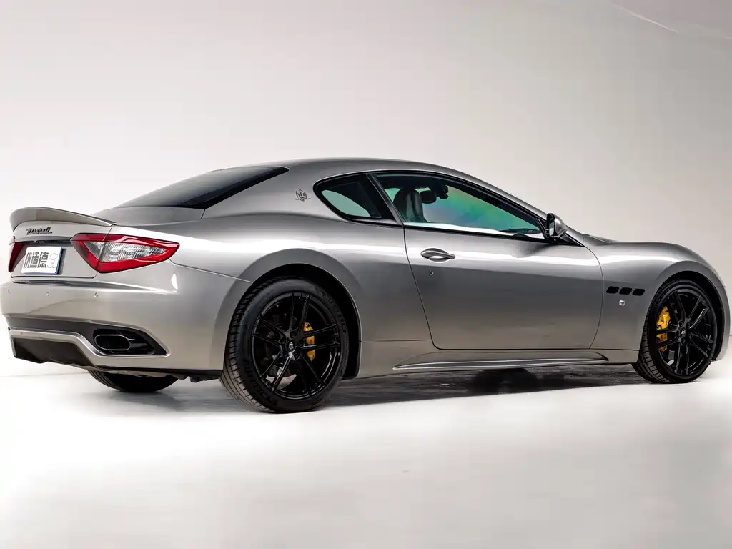 Maserati GranTurismo 4.7L Sport Automatic, фото 5