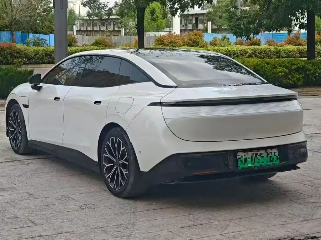 Zeekr 007 — миниатюра 9