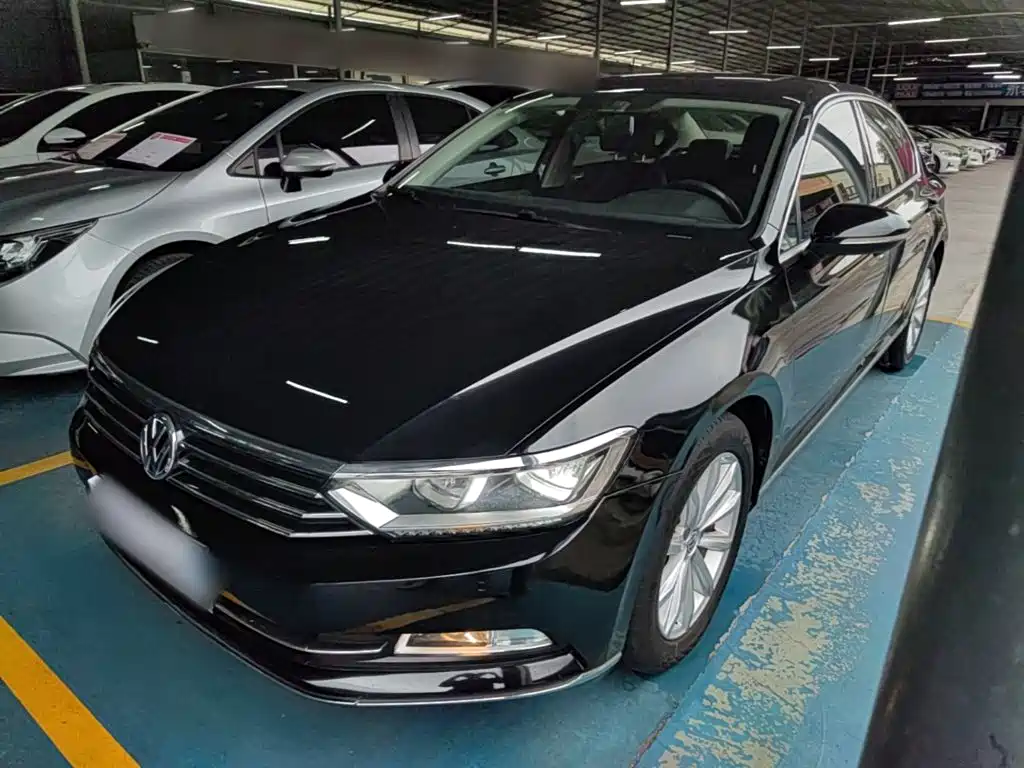 Volkswagen Magotan — миниатюра 2