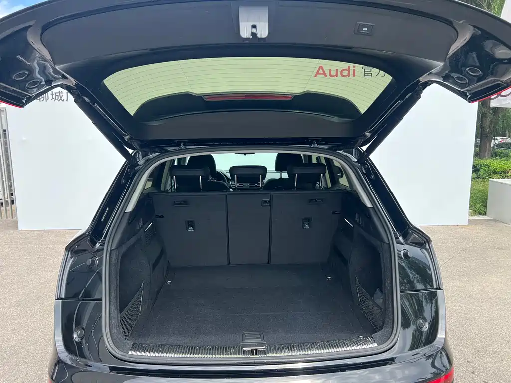 Audi Q5L — миниатюра 12
