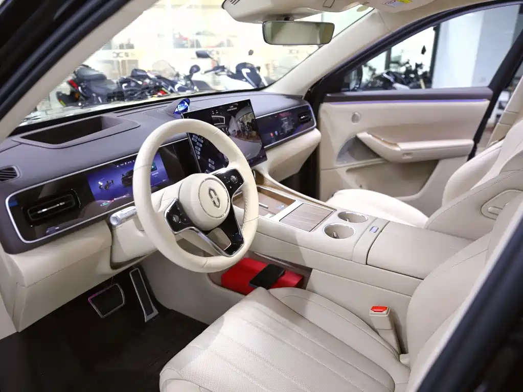 AITO ASK THE WORLD M7