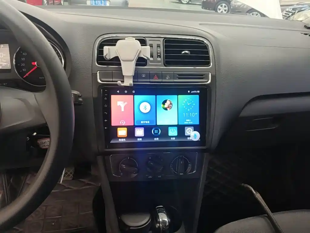 Volkswagen Polo — миниатюра 13