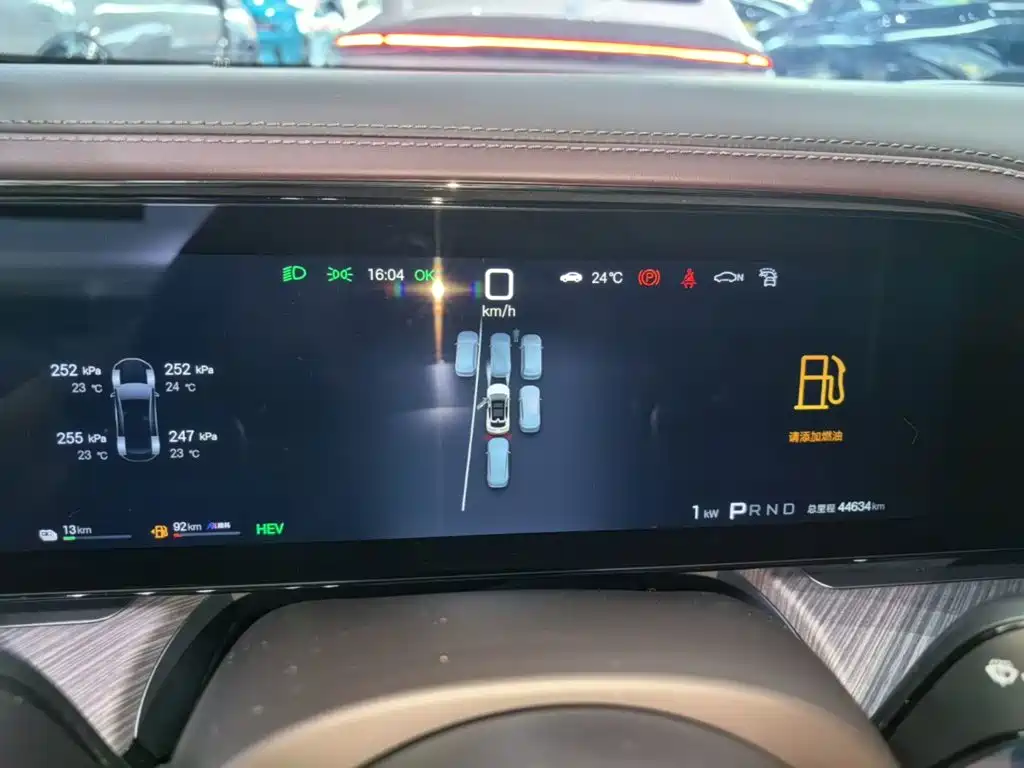 Denza Denza Z9GT — миниатюра 12