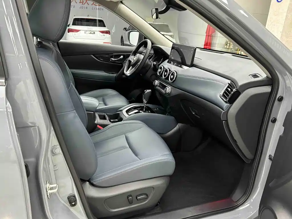 Nissan X-Trail — миниатюра 19