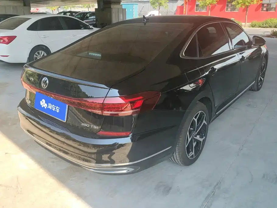 Volkswagen Passat — миниатюра 3
