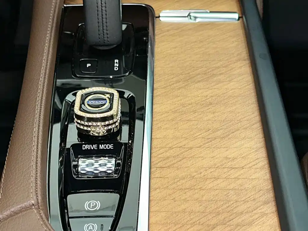 Volvo XC90 — миниатюра 17