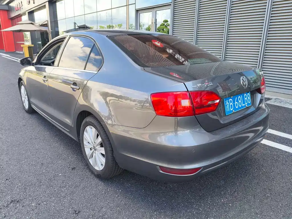 Volkswagen Sagitar — миниатюра 7