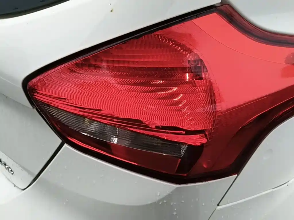 Ford Focus — миниатюра 8