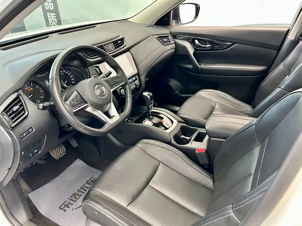 Nissan X-Trail — миниатюра 6
