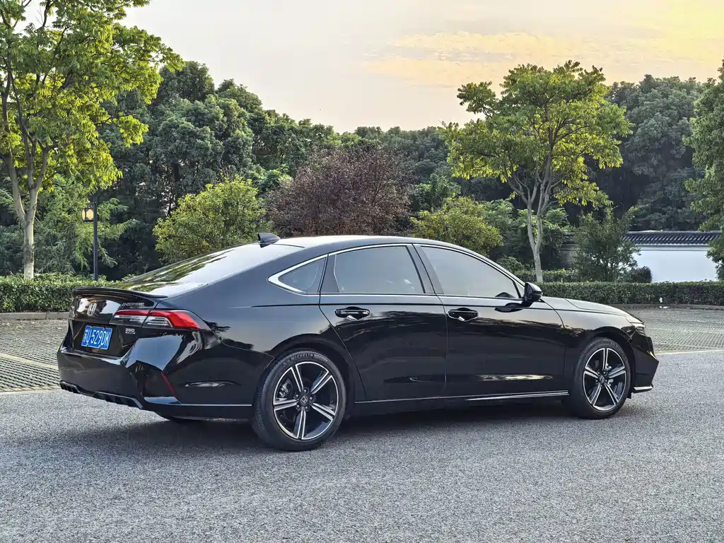 Honda Inspire — миниатюра 19
