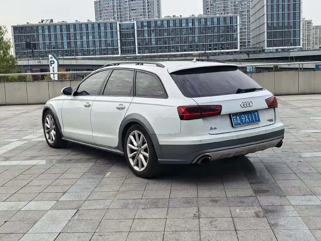 Audi A6 2015 3.0T allroad quattro