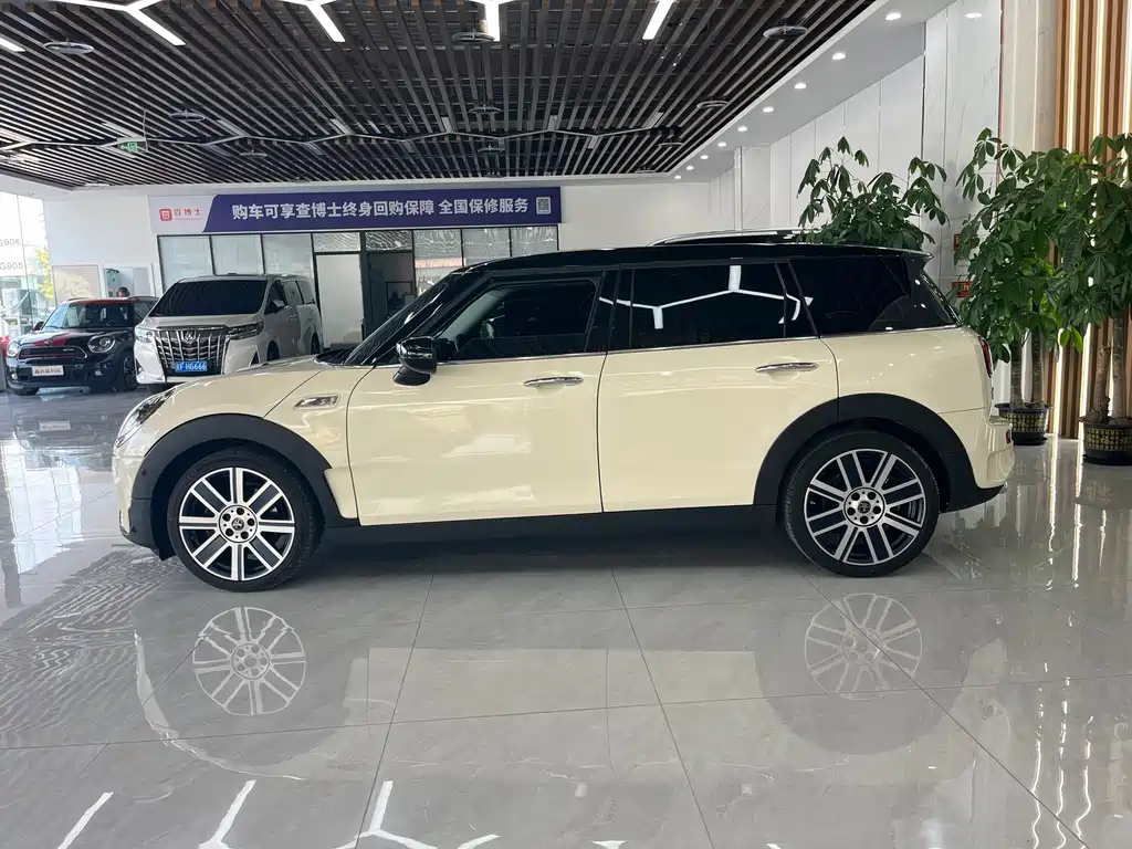 MINI Mini Clubman — миниатюра 3