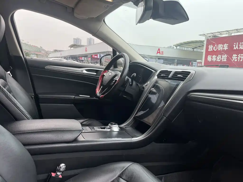 Ford Mondeo — миниатюра 8