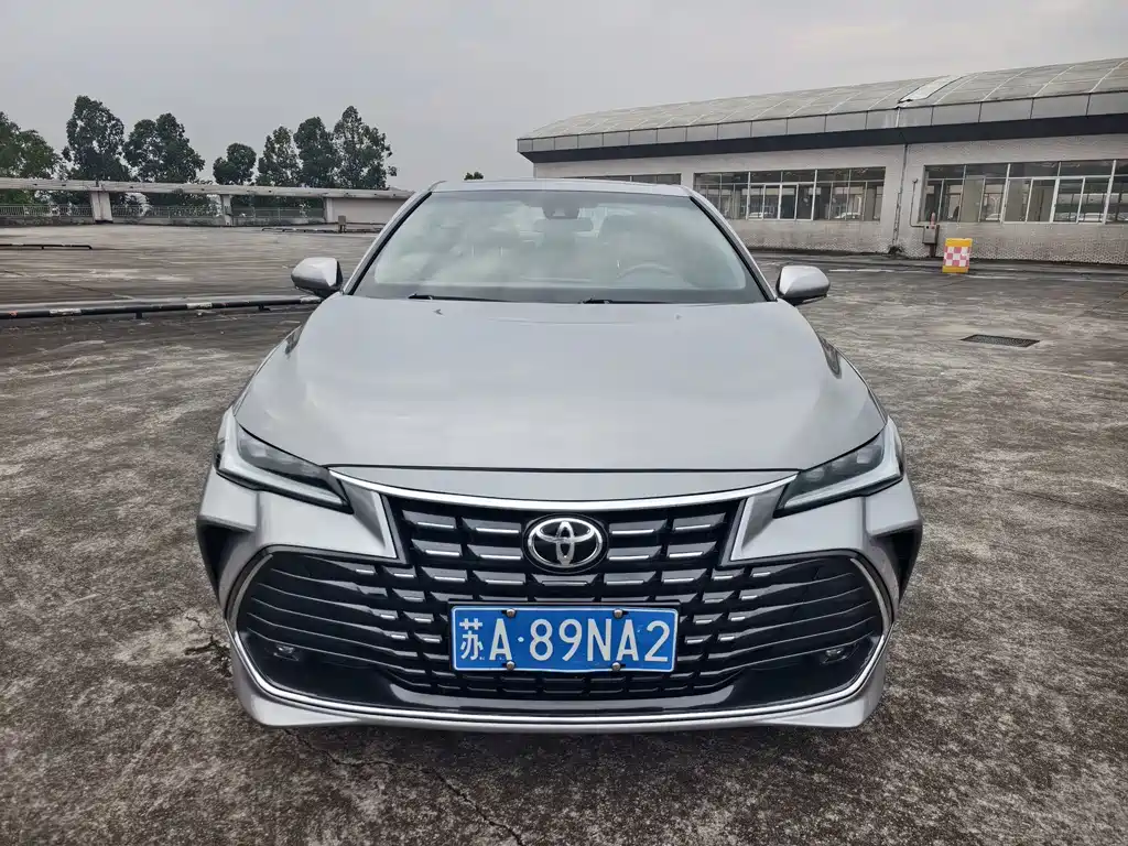 Toyota Avalon — миниатюра 3