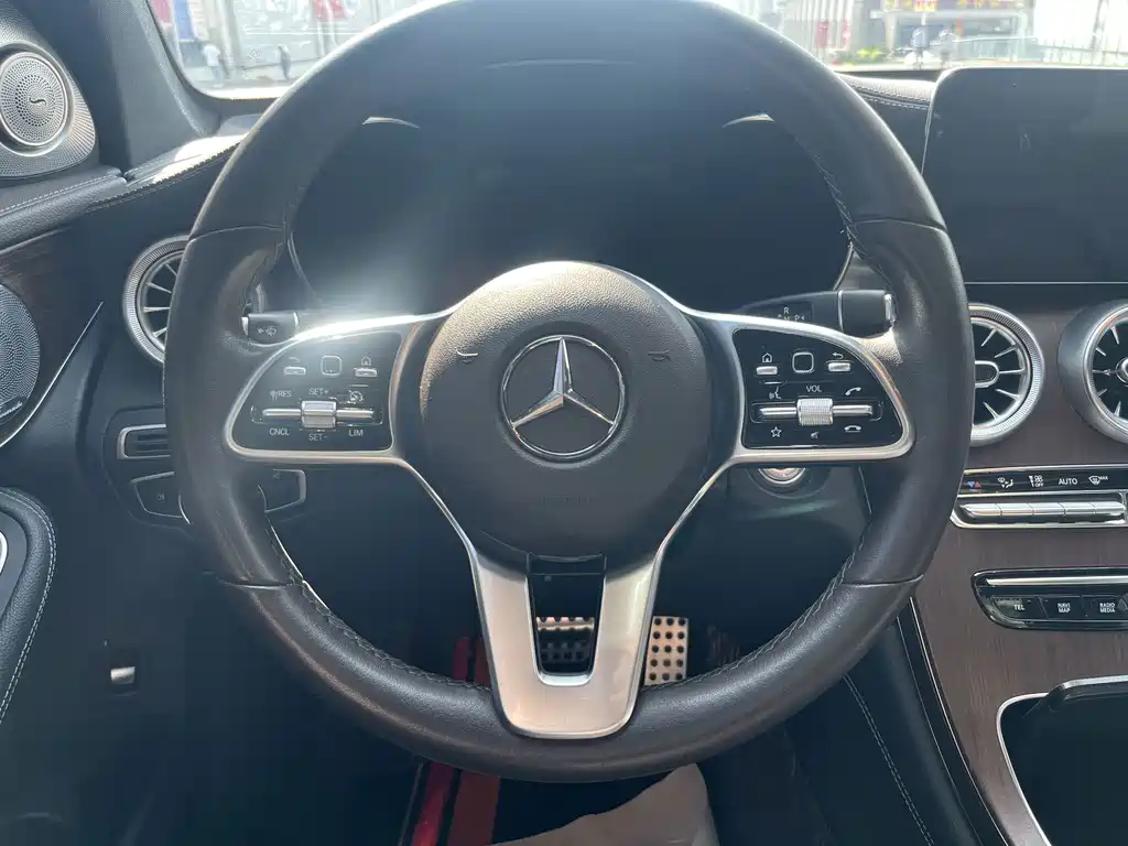 Mercedes-Benz GLC — миниатюра 5