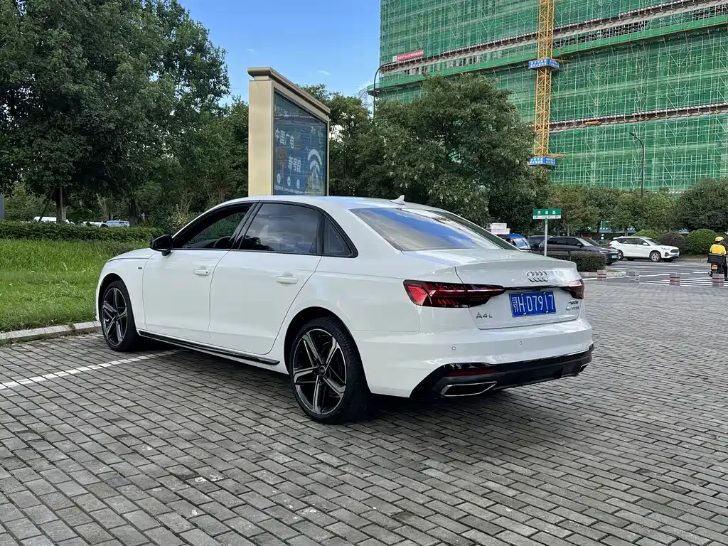 Audi A4L — миниатюра 9