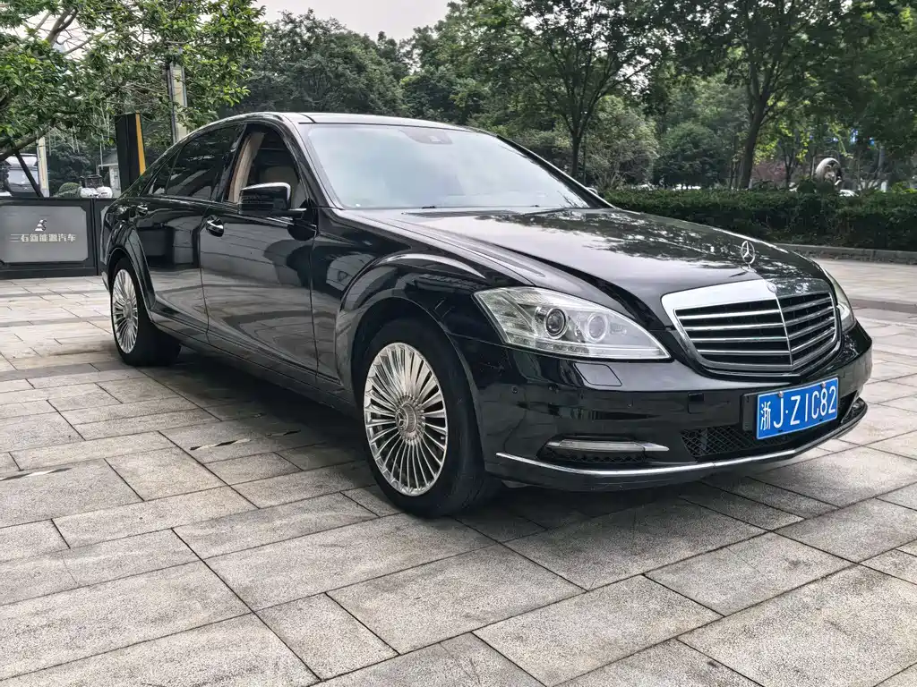Mercedes-Benz S-Class S 2010 S 300 L Luxury