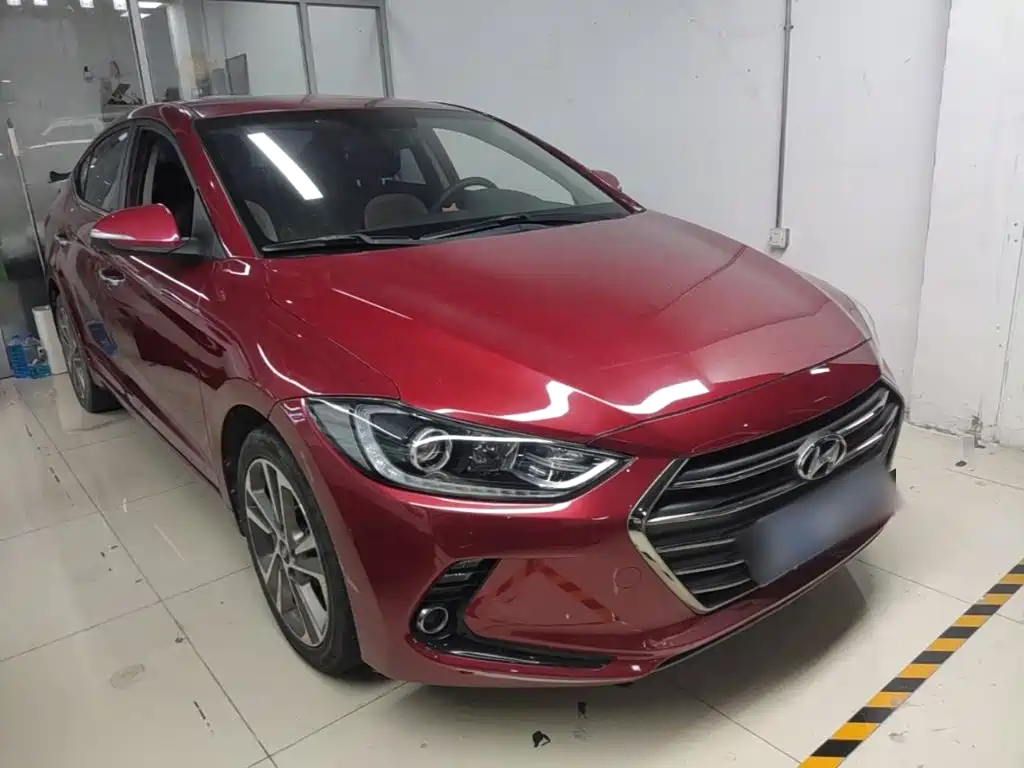 Hyundai Elantra — миниатюра 4