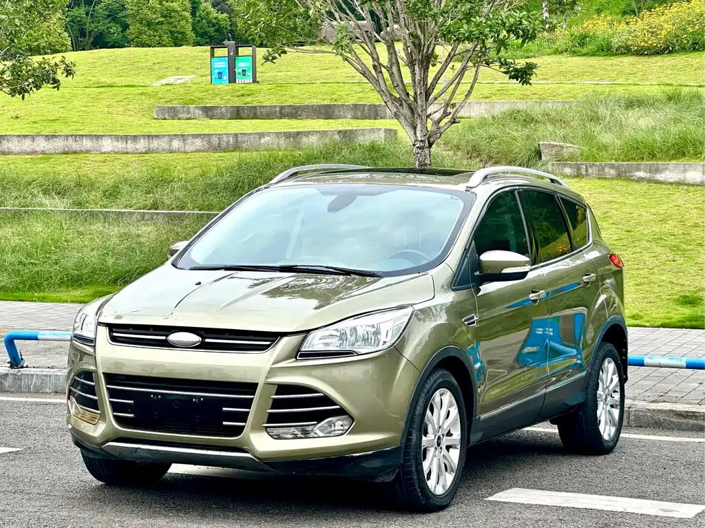 Ford Kuga 2014