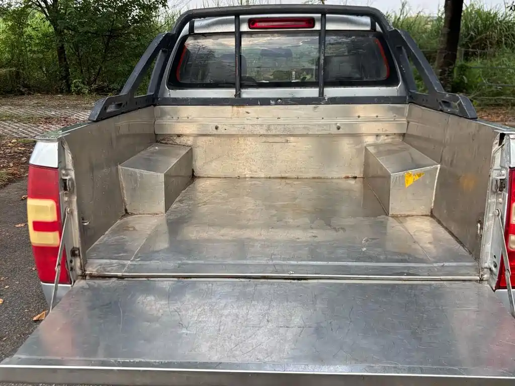 Isuzu RE-MAX Ruimai — миниатюра 10