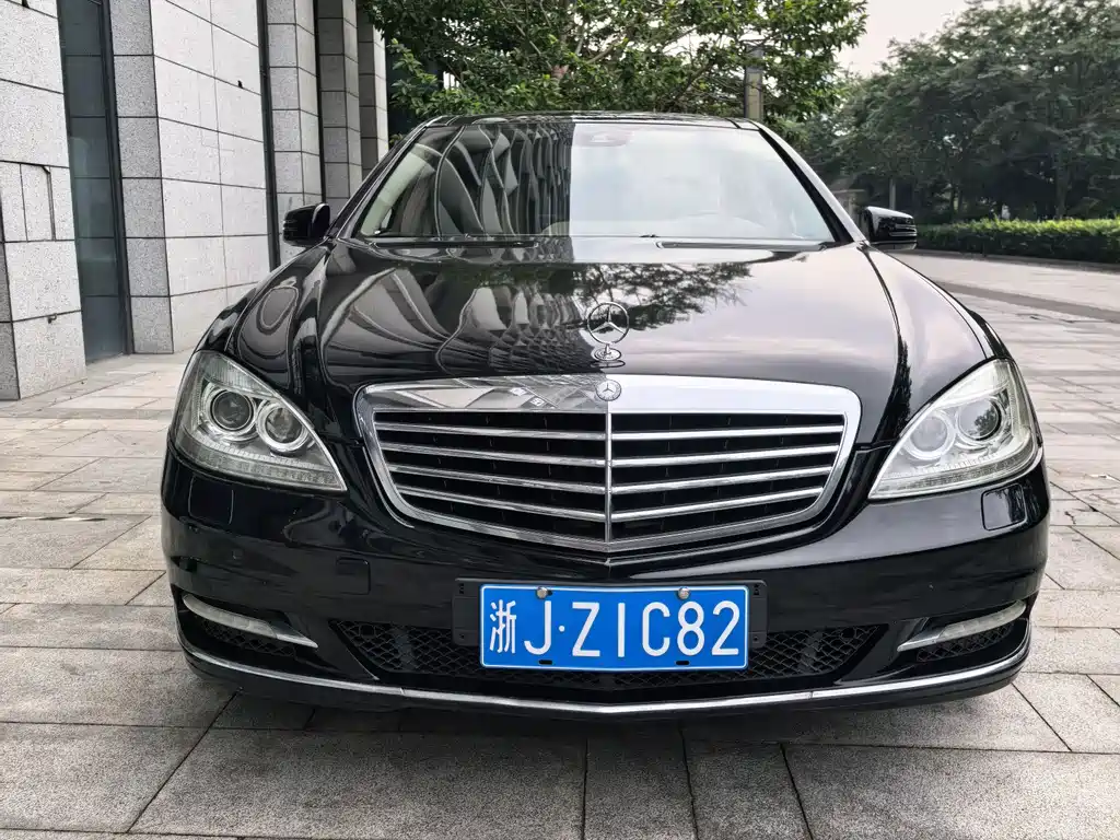 Mercedes-Benz S-Class S 2010 S 300 L Luxury