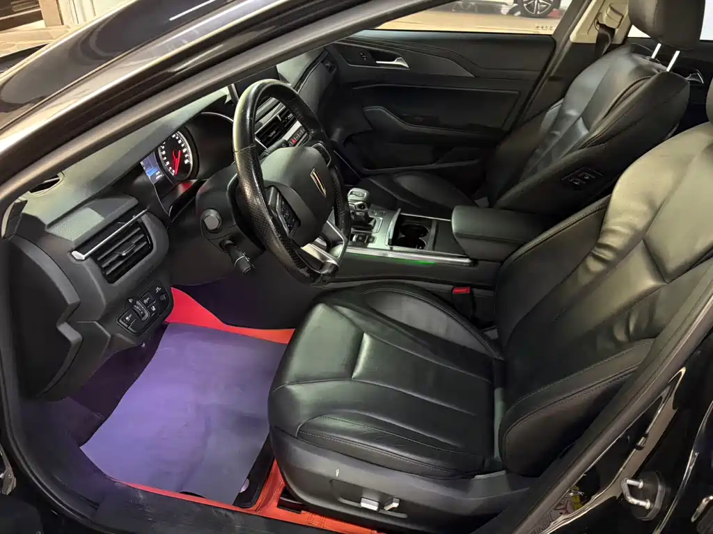 Hongqi H5 2020 1.8T AT