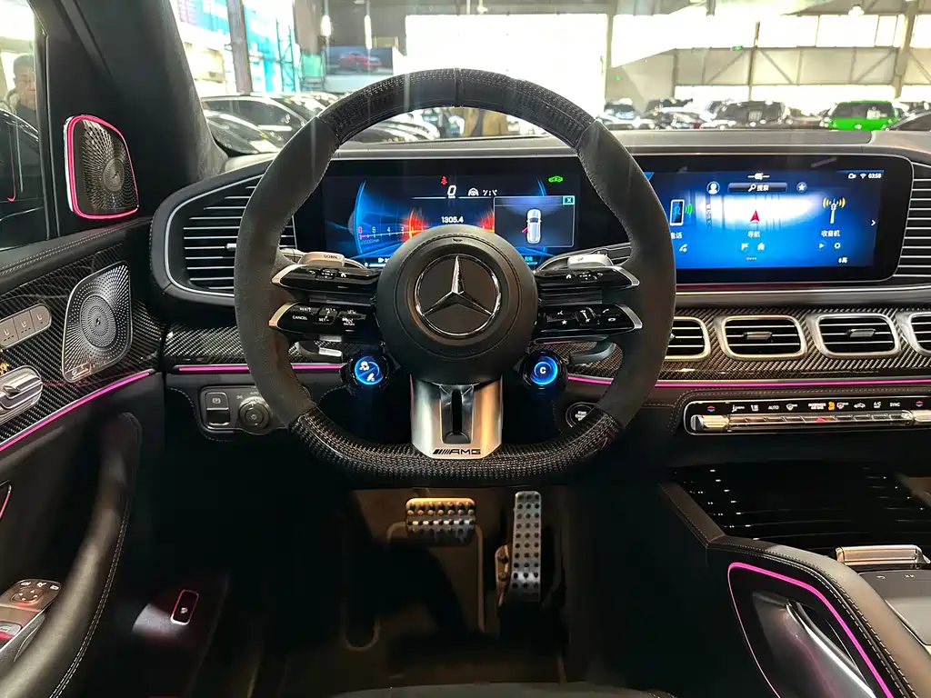 MERCEDES-BENZ GLS AMG