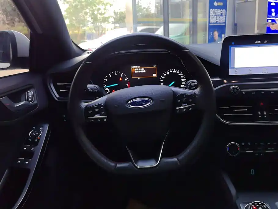 Ford Focus — миниатюра 15