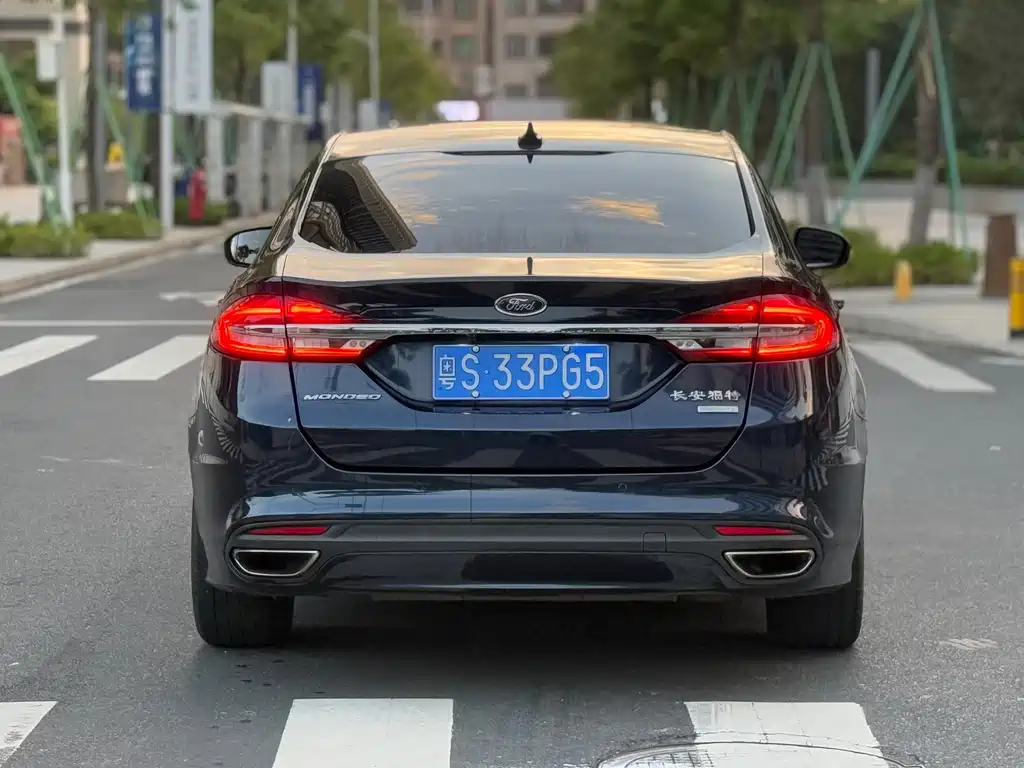 Ford Mondeo — миниатюра 3