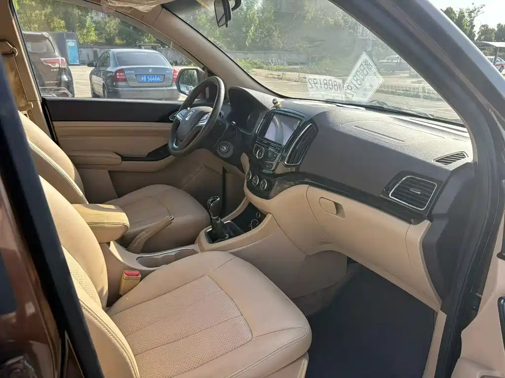 Baojun 730 — миниатюра 8