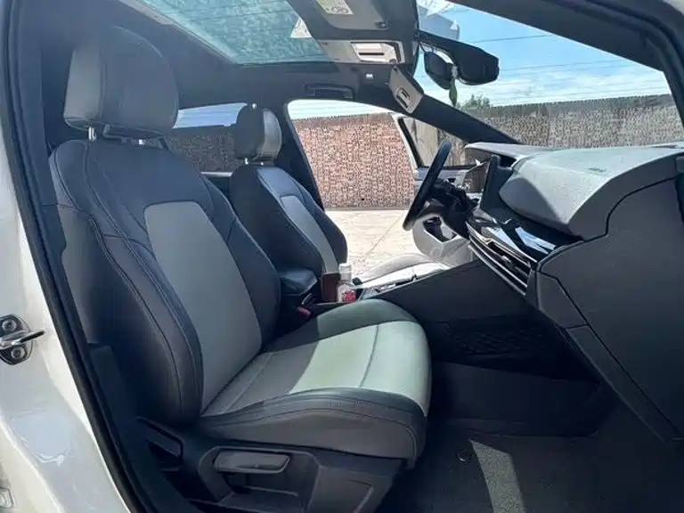 Volkswagen Golf — миниатюра 12