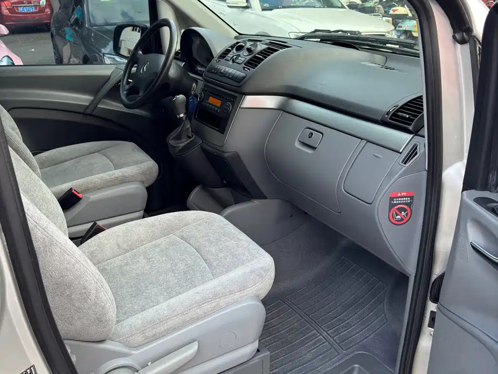 Mercedes-Benz Vito — миниатюра 14